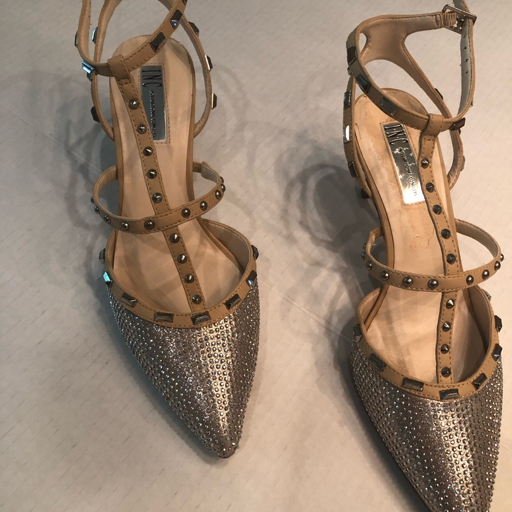 Dress shoes